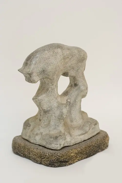 11- "שור", אבן יצוקה, מקור