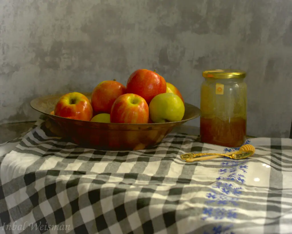 צילום מסדרת "הצד האפל של ענבל ויסמן"