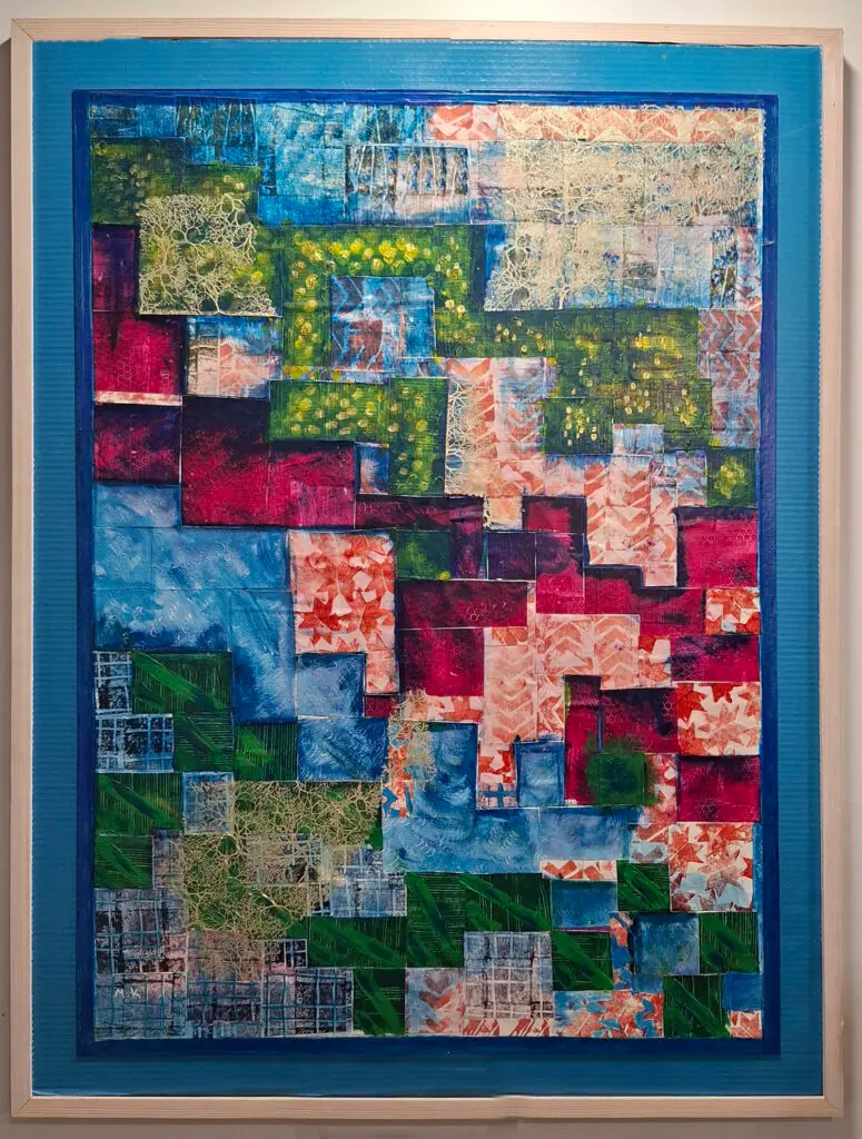 טכניקת המעורבת של קולאז', ציור אקריל ועלי מתכת, ציור על גבי נייר